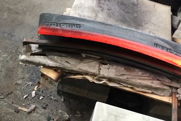 异形铸造40络材料在线退火 高频HULUWA葫芦娃下载入口安卓退火设备