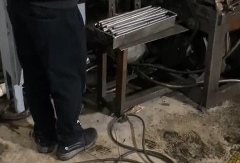 100KW高频HULUWA葫芦娃18禁污网站入口棒轴淬火