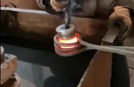 高频HULUWA葫芦娃18禁污网站入口 工件加热淬火打样测试