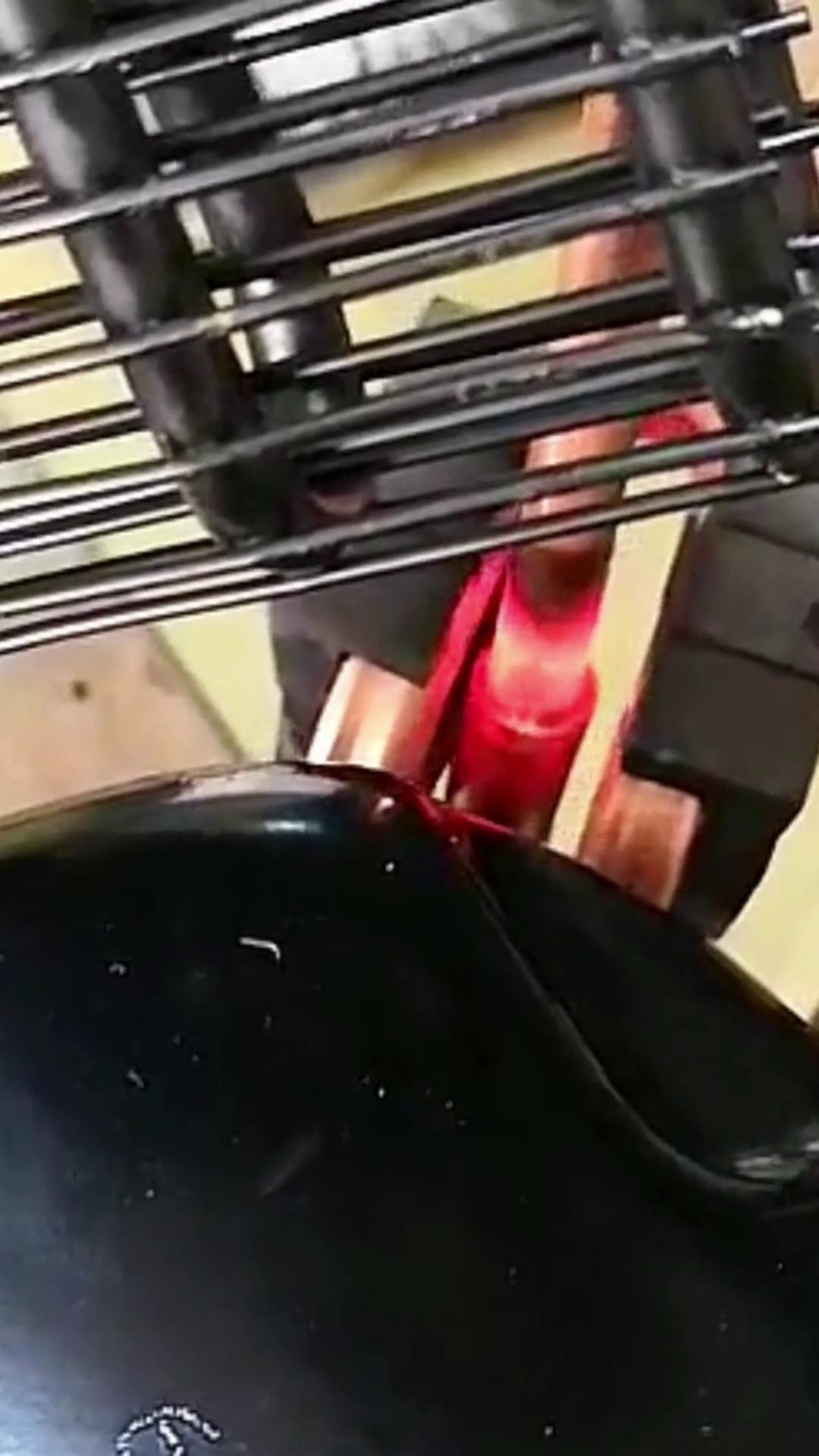 手持式高频焊机压缩机铜管焊接，你觉得是焊接师傅厉害，还是焊接设备厉害？