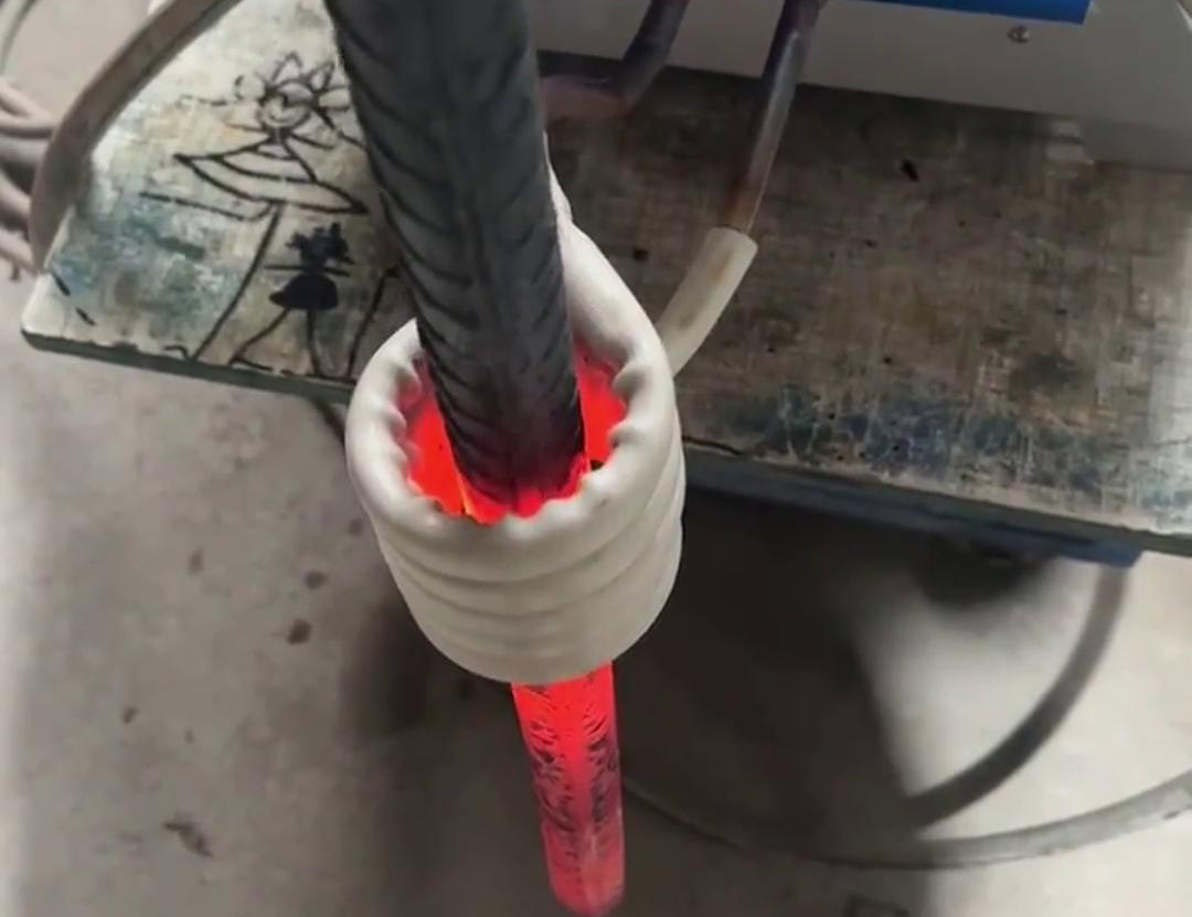 高频HULUWA葫芦娃下载入口安卓加热设备在局部退火中的应用优势和热弯工艺中的创新应用(图1)