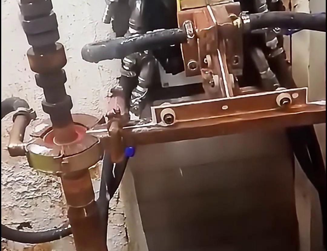 曲轴高频淬火热处理高频HULUWA葫芦娃18禁污网站入口具有加热速度快、淬火