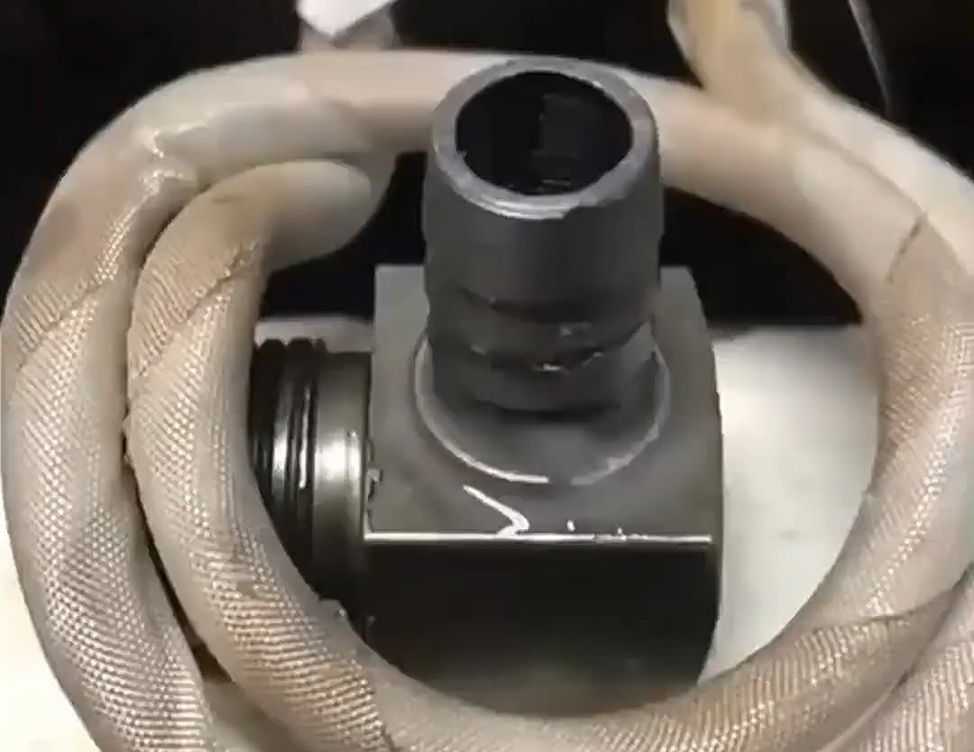 高频焊机在螺丝和宝塔接头焊接高效、精确