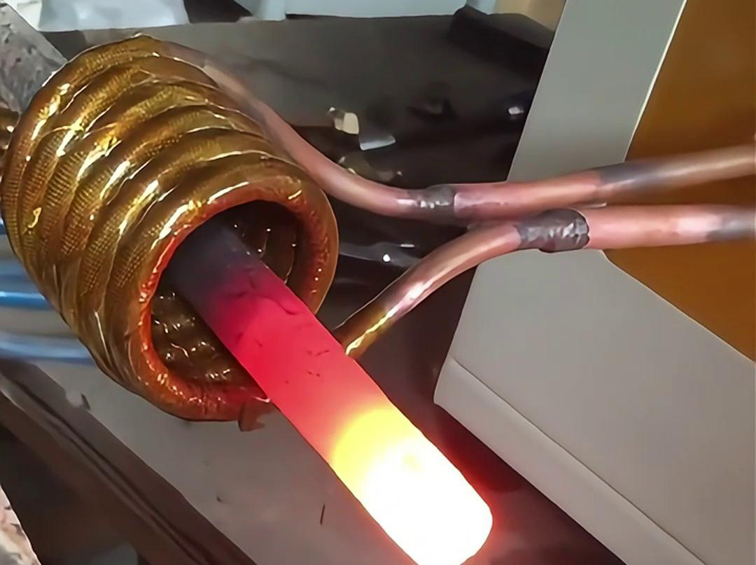 高频HULUWA葫芦娃下载入口安卓加热设备：铁棒快速烧红新选择