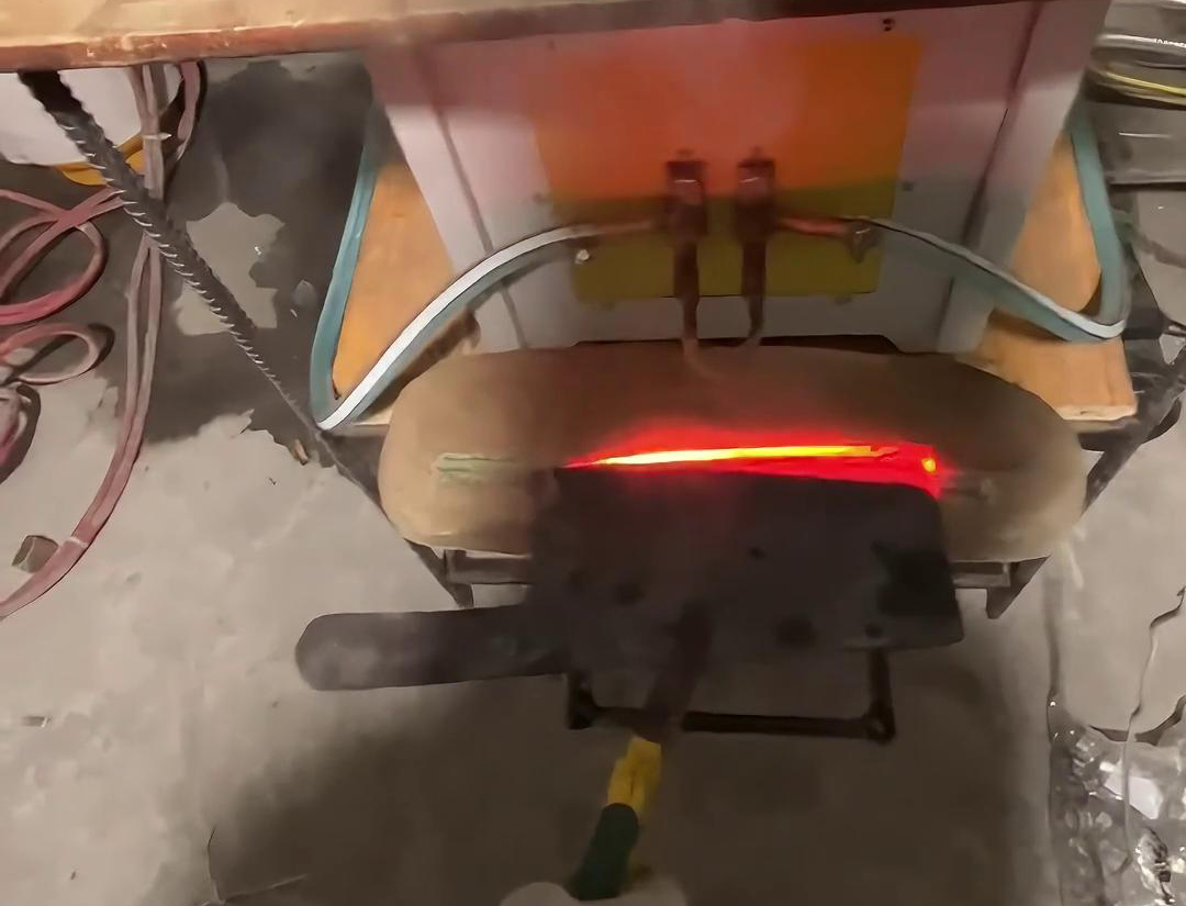 高频HULUWA葫芦娃18禁污网站入口在锄板刃口淬火中的应用(图2)