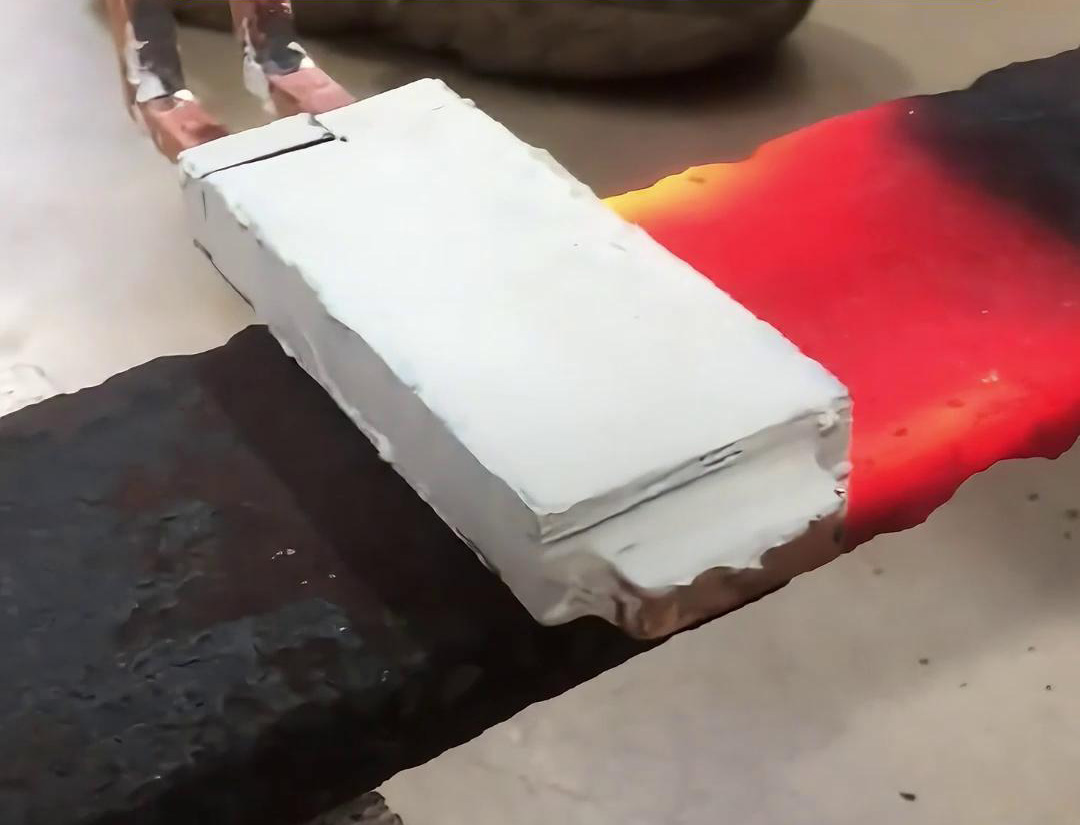 手持式HULUWA葫芦娃下载入口安卓加热设备是一种轻便、易于操作的加热工具