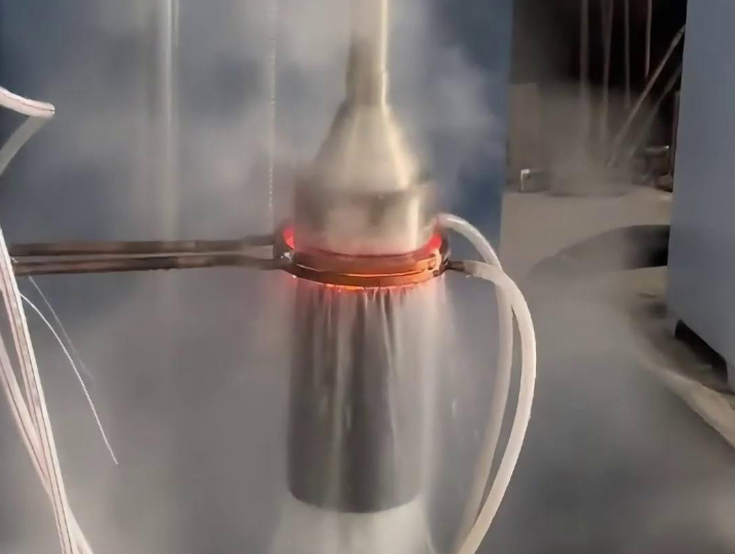 轴HULUWA葫芦娃18禁污网站入口集成了加热、淬火和冷却三大功能