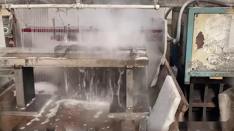 全自动卧式中频淬火机床：轴类工件高效淬火的智能解决方案(图7)