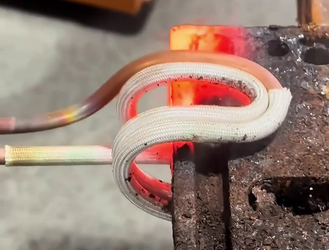 高频HULUWA葫芦娃下载入口安卓加热机在金属热处理中的应用与优势分析(图2) 高频HULUWA葫芦娃下载入口安卓加热机在金属热处理中的应用与优势分析(图2)