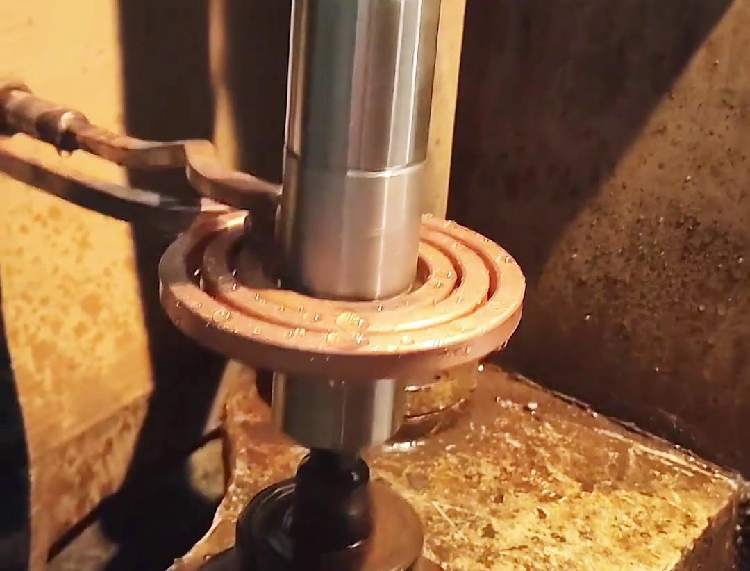 葫芦娃视频污APP下载超高频HULUWA葫芦娃下载入口安卓加热设备助力电机轴淬火(图3) 葫芦娃视频污APP下载超高频HULUWA葫芦娃下载入口安卓加热设备助力电机轴淬火(图3)