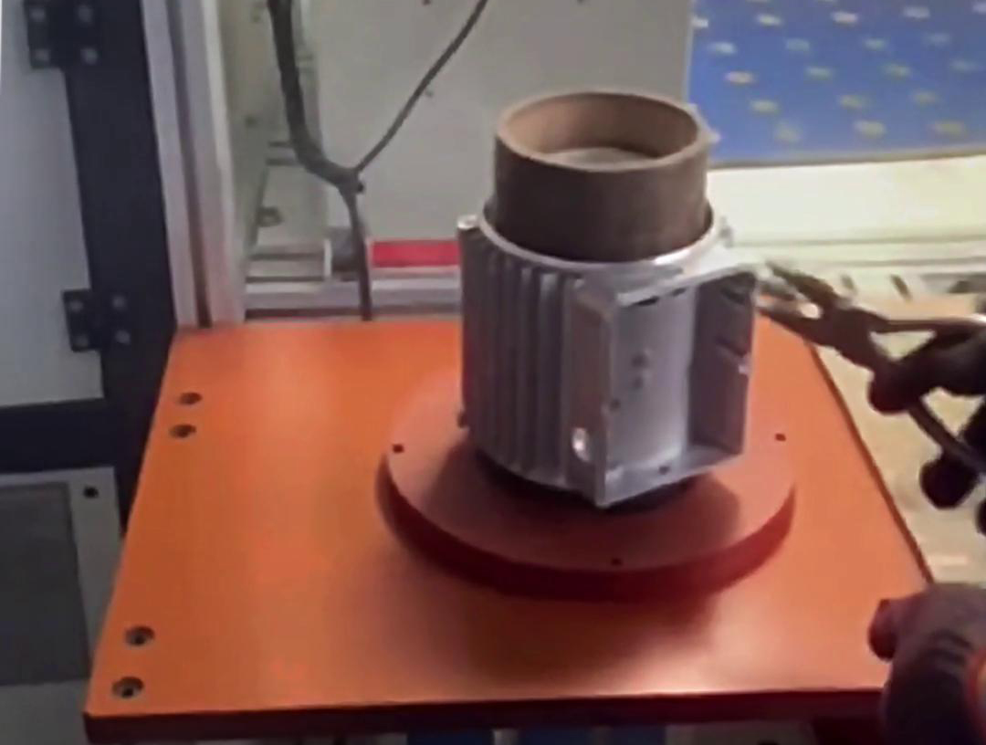 中频HULUWA葫芦娃下载入口安卓加热设备在电机外壳加热热装中的应用