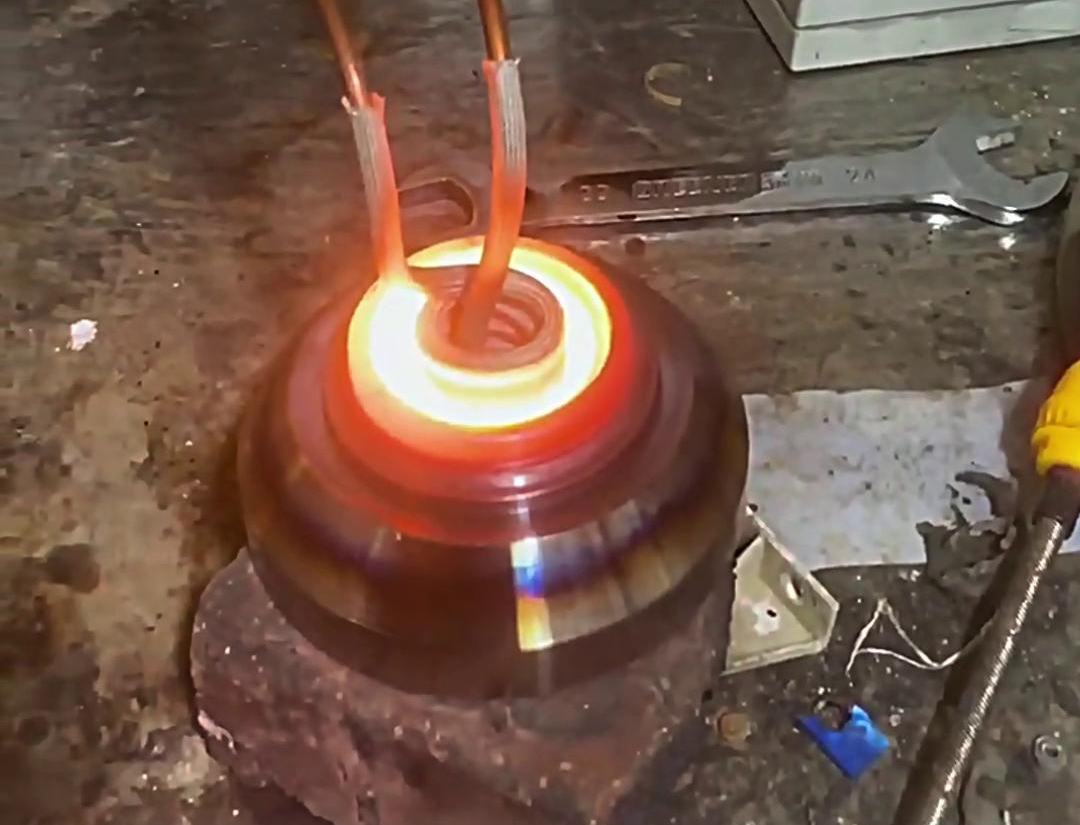 葫芦娃视频污APP下载超高频加热机，内孔加热的颠覆者