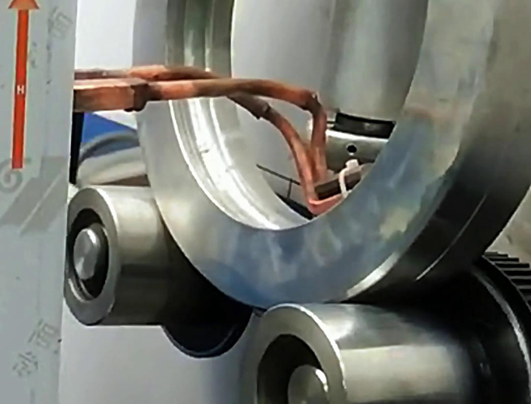 直径 320mm 模具淬火热处理：超音频与中频设备的适配逻辑(图5)