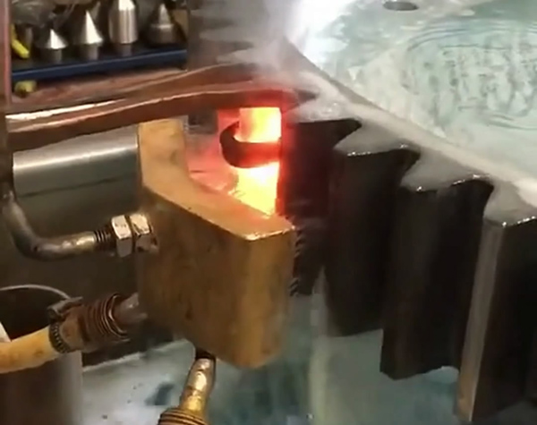 齿轮淬火机厂家—葫芦娃视频污APP下载工厂参考打样