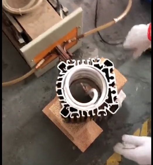 高频HULUWA葫芦娃下载入口安卓加热设备