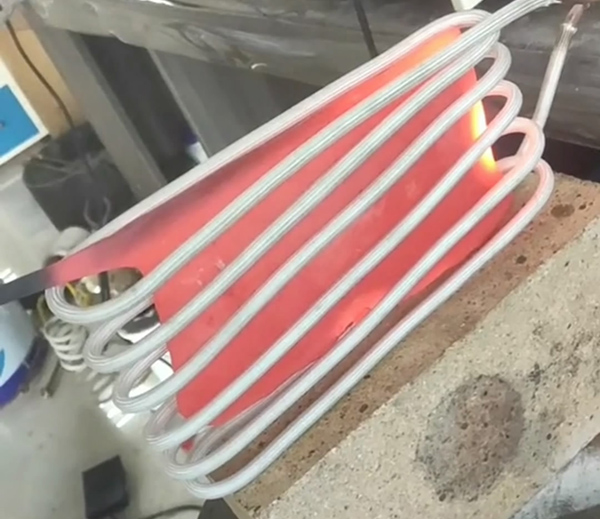 高频HULUWA葫芦娃下载入口安卓加热机 五金工件HULUWA葫芦娃18禁污网站入口