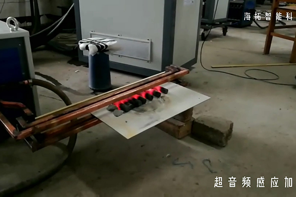 HULUWA葫芦娃下载入口安卓加热设备加热棒材就是快 烧红只要两秒