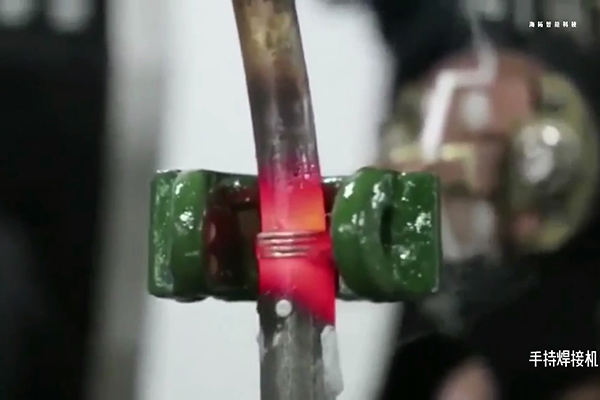 手持式高频加热机，高频焊机焊接铜管演示