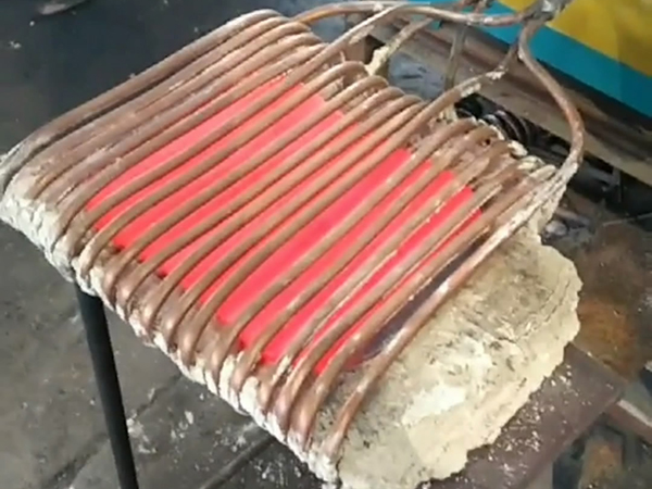 大型工件零件加热淬火用中高频HULUWA葫芦娃下载入口安卓加热设备