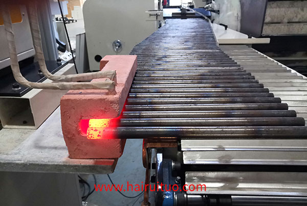 中频HULUWA葫芦娃下载入口安卓加热锻造用HULUWA葫芦娃下载入口安卓器和保温装置