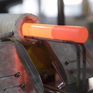 研磨钢棒调质炉采用中频HULUWA葫芦娃下载入口安卓加热淬火炉